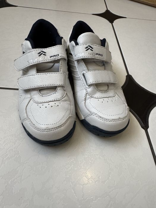 Продам кросівки для хлопчика