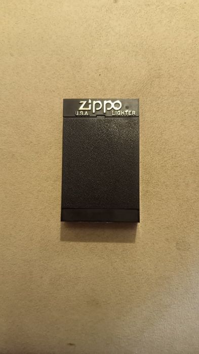 Isqueiro Zippo novo