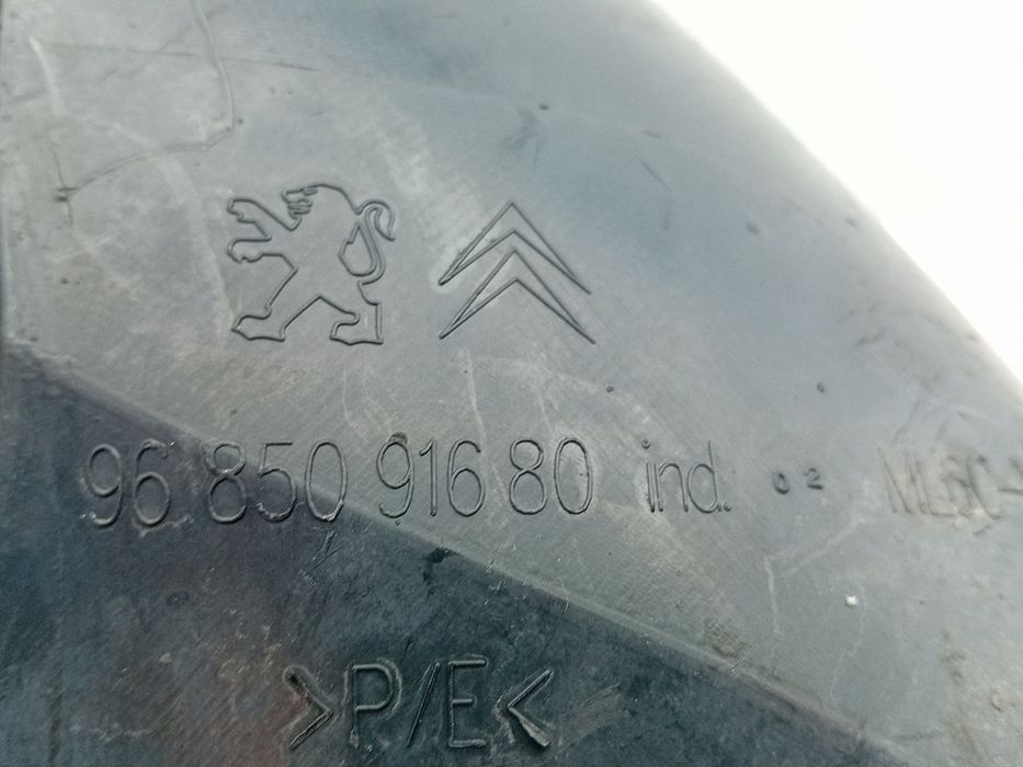 Cava roda frente esquerda PEUGEOT 3008 I (0U_)