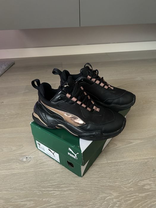 Взуття кросівки puma жіночі