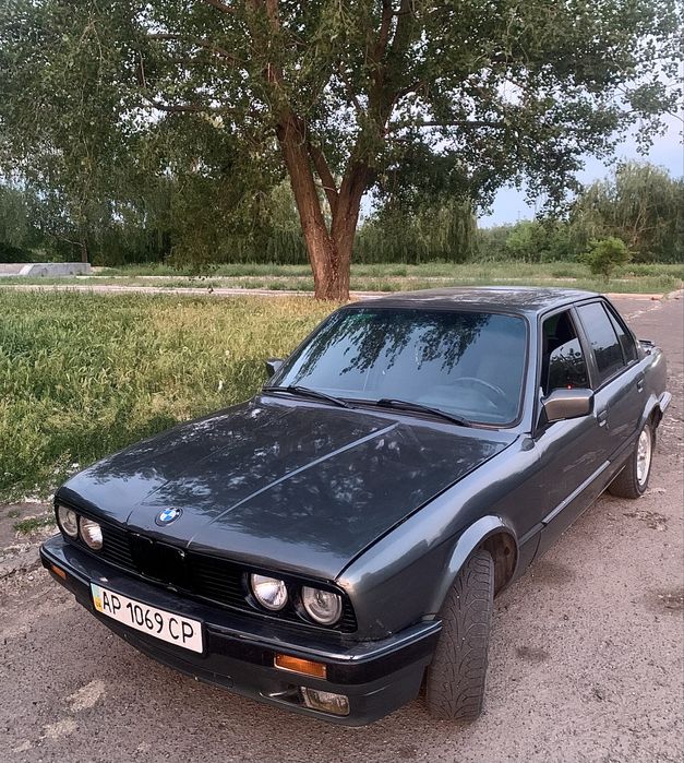 продам bmw e30 318