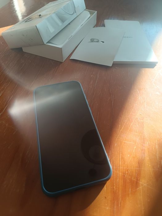 OPPO Reno 16 Pro 5G (512GB) – Como Novo (2 meses de uso) + Garantia + 2 Capas