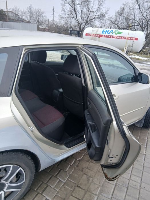 Продам авто Мазда 3