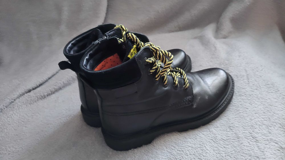 Черевики високі шкіряні Bistfor, Мартинс, Розмір 34-35, устілки 22,3см