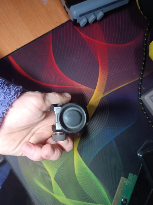 Продам SUREFIRE A206013 фонарик