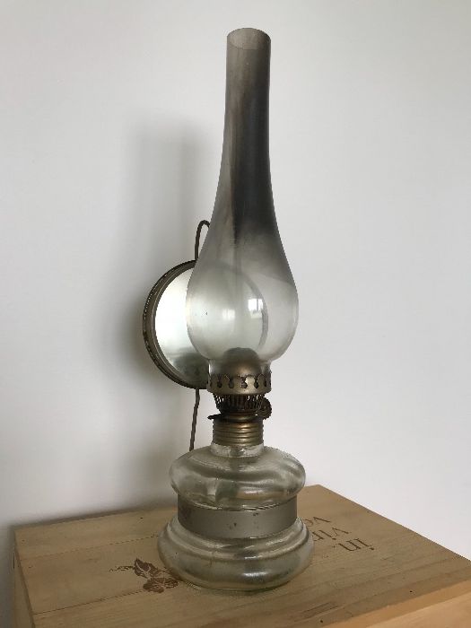 Zestaw zabytkowych lamp naftowych