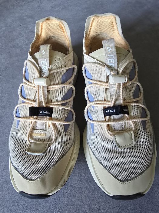 Кросівки adidas розмір 35