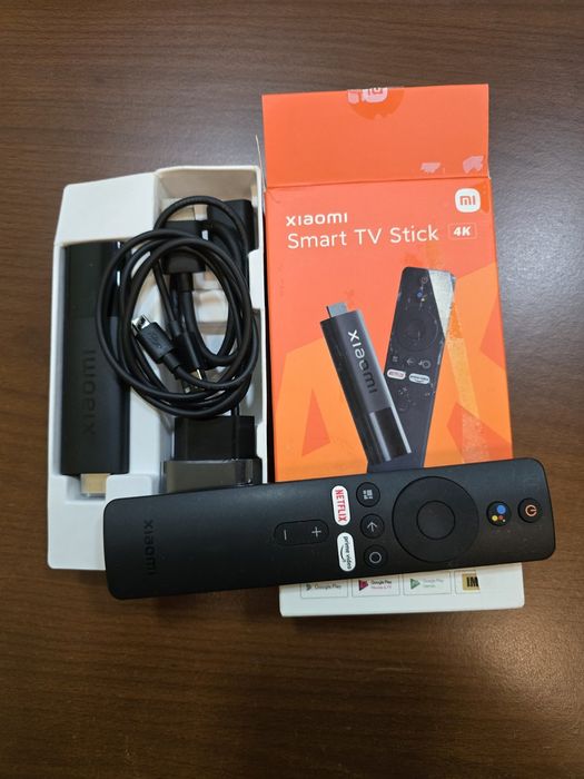 Продам Smart приставку Xiaomi Smart TV Stick