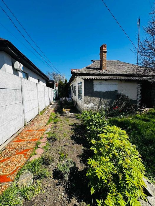 Продам будинок в центрі Кременчука.