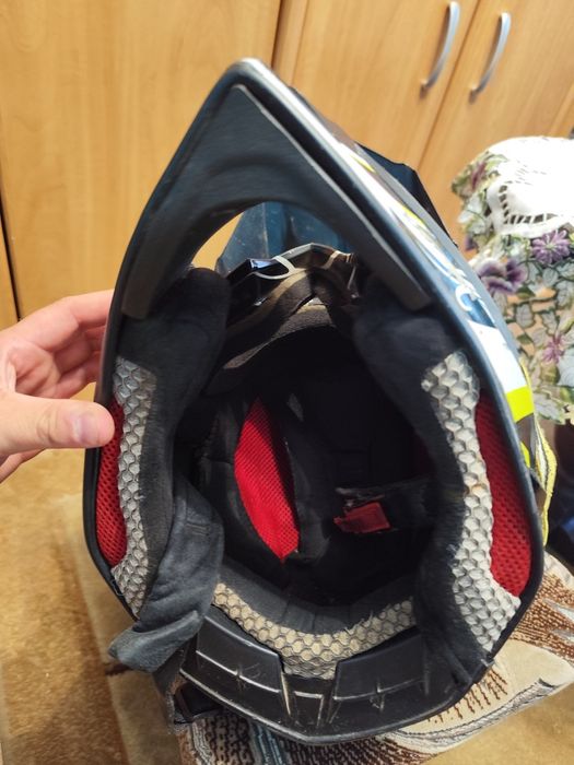 Sprzedam kask na crossa 59-60 L