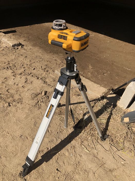 Niwelator rotacyjny DeWalt
