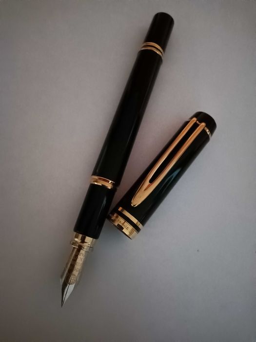 Caneta waterman Le Man 100 aparo ouro