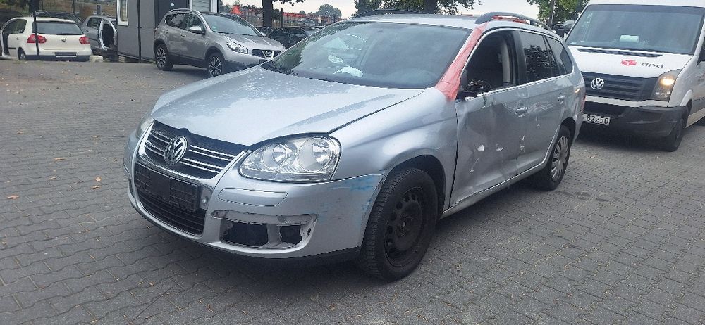 Golf V kombi 1.9 BLS LA7W Cały na części