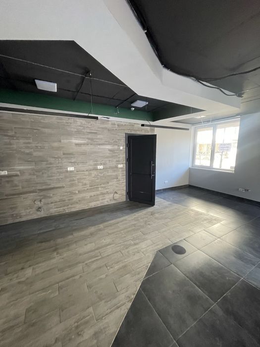 Продаж приміщення 61 кв м ЖК Теремки, вул. Заболотного, 15