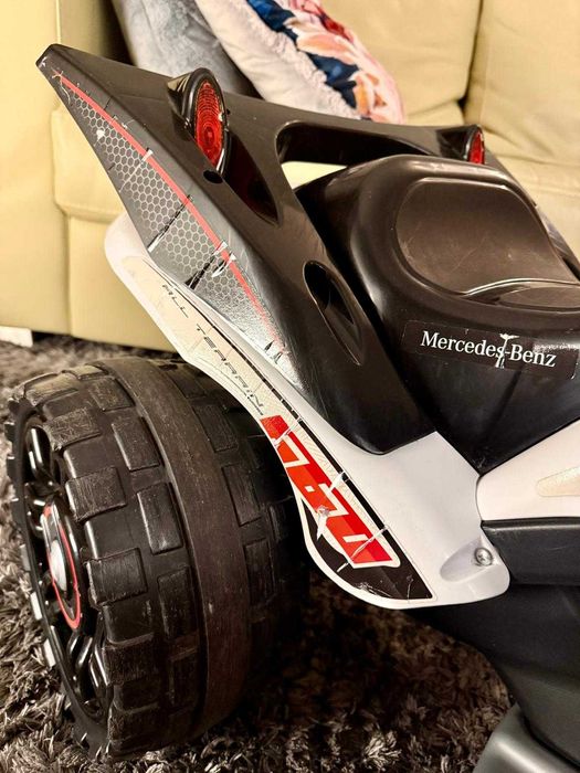 Moto 4 elétrica 12v -  Mercedes
