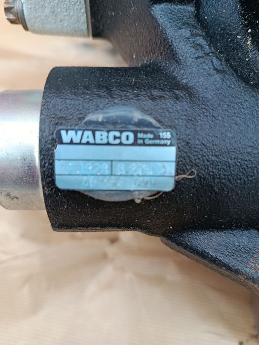 Суппорт Scania VOLVO,RENAULT,DAF LF5 5Wabco Pan19,5 (R/H),SCHWARZMÜLLE