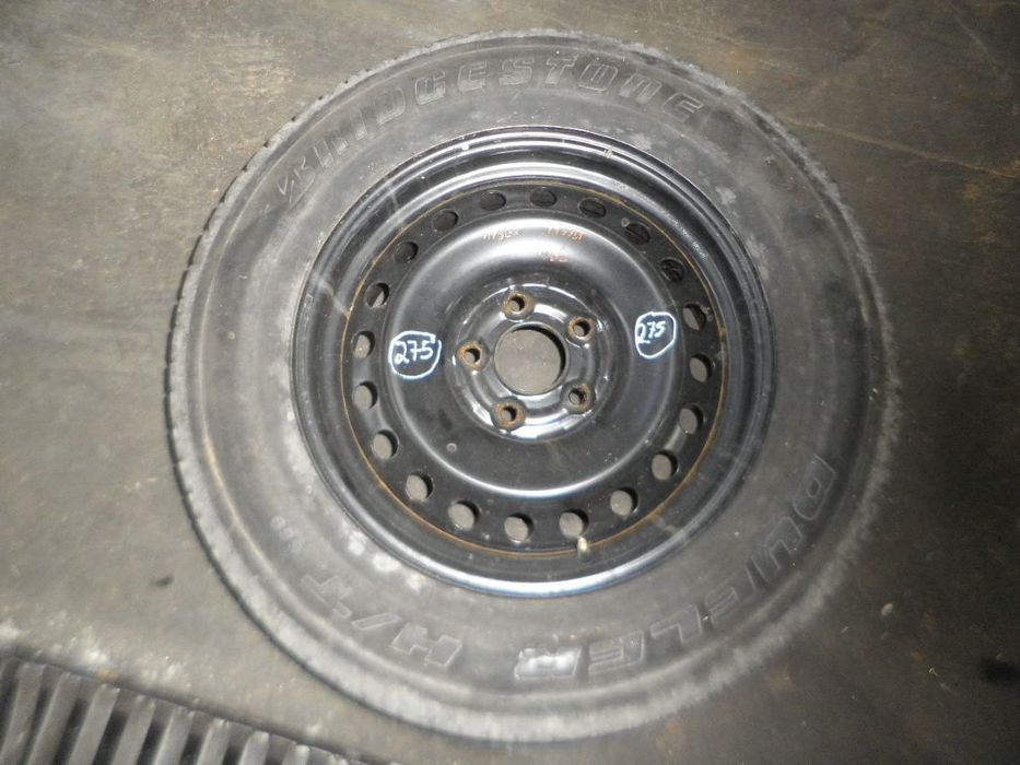 Pneu suplente NISSAN X-Trail (T30)