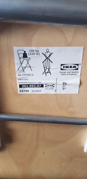 Cadeira alta, tom madeira. Franklin - IKEA