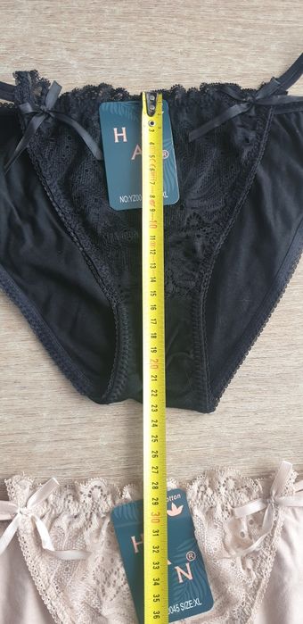 4×Damskie majtki figi z koronką XL /2 XL