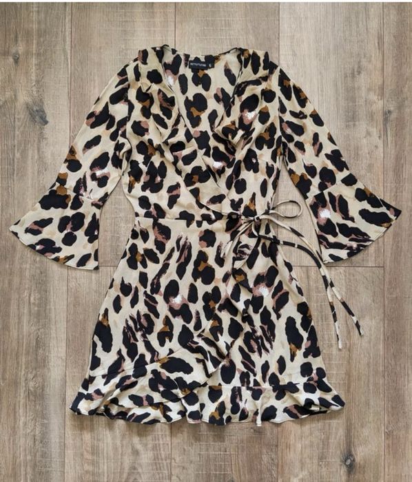 Сукня PrettyLittleThing