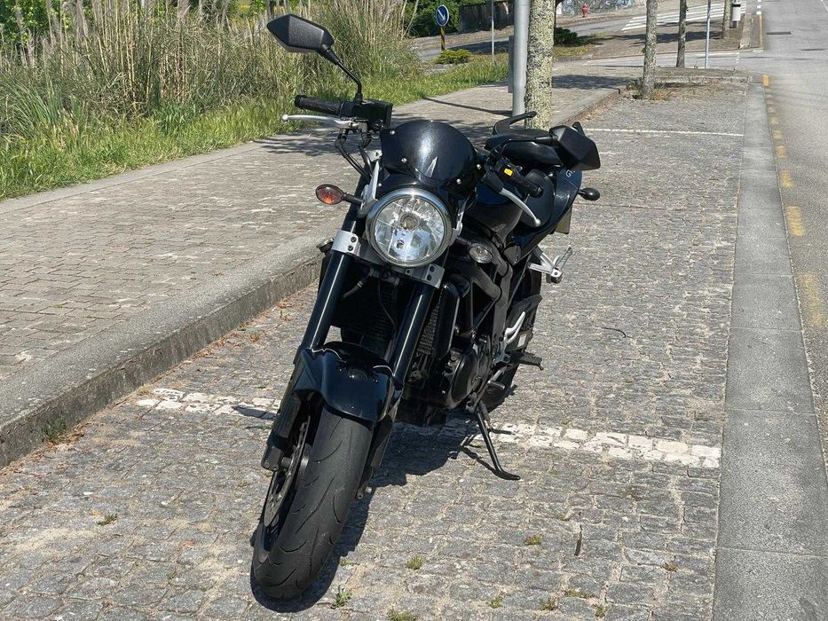 HYOSUNG 650 i GT Impecável