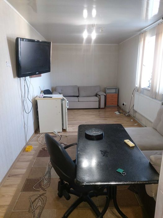Здам від власника 2х кімн. кварт. на Академічному