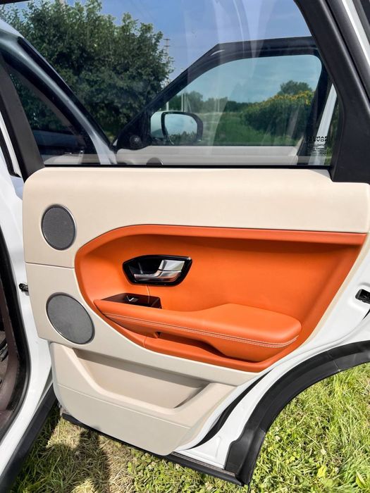 Продам  свій Офійійний Range Rover Evoque
