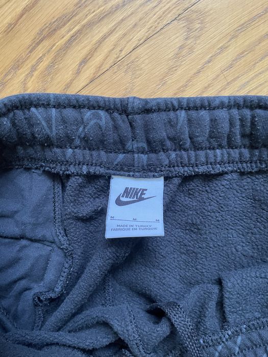 штани nike monogram