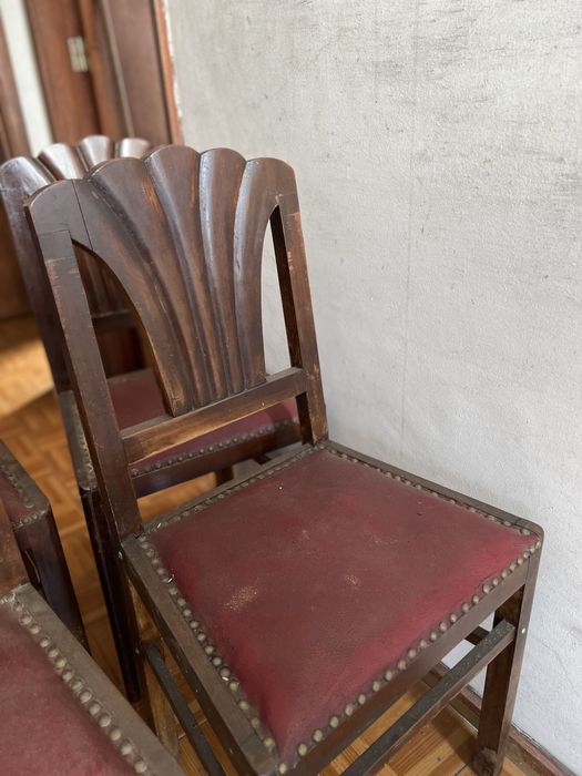 Conjunto 4 cadeiras madeira e pele para restauro