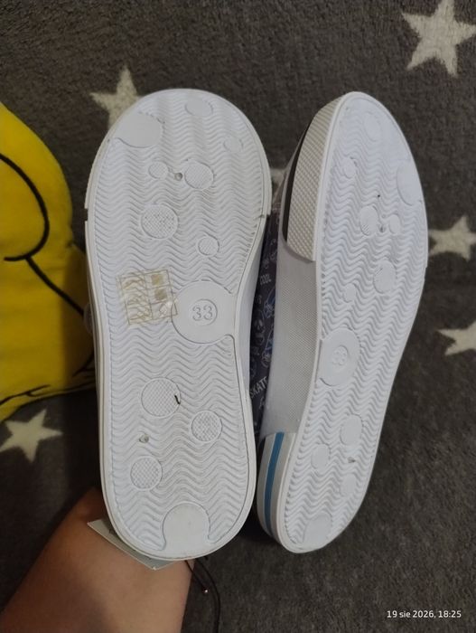 Nowe kapcie trampki 33 Nino na rzepy dla chłopca