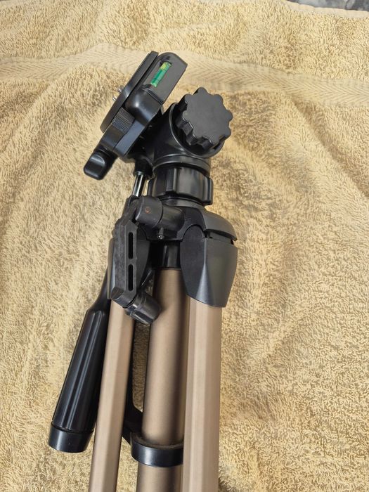 Tripé Hama star 61para maquina fotográfica  ou câmara de filmar, pouco uso