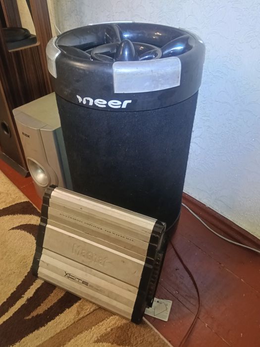 Усилитиль pioneer и колонки grundig