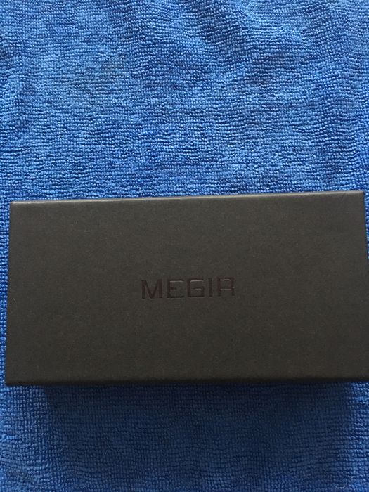 Продам новые мужские наручные часы