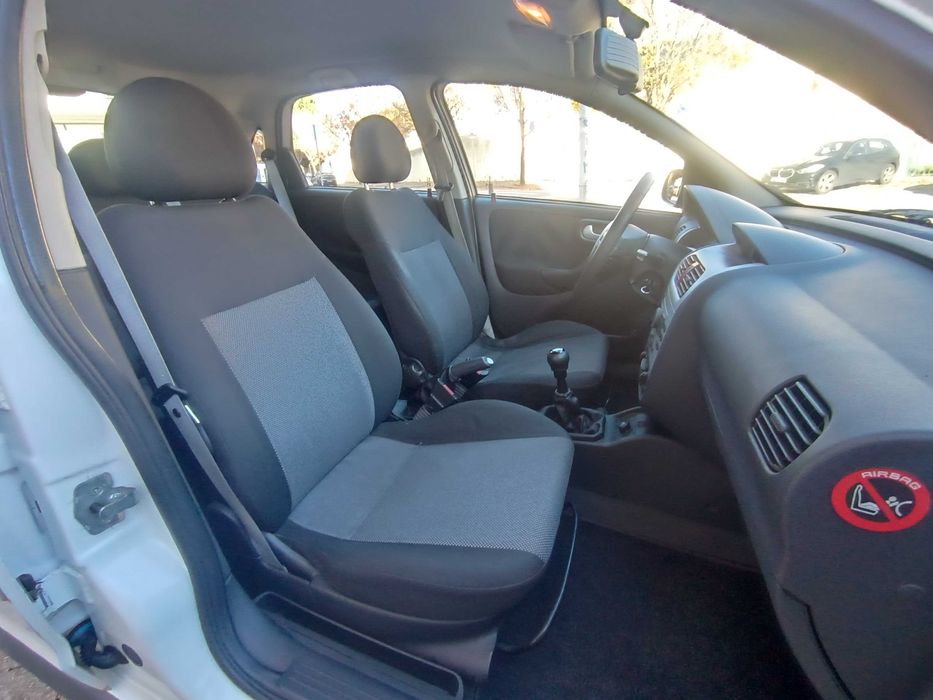 OPEL CORSA 1.2i 5 portas ac,LL, 180mil