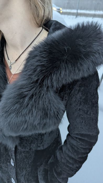 Натуральна шуба з овчини (астраган)