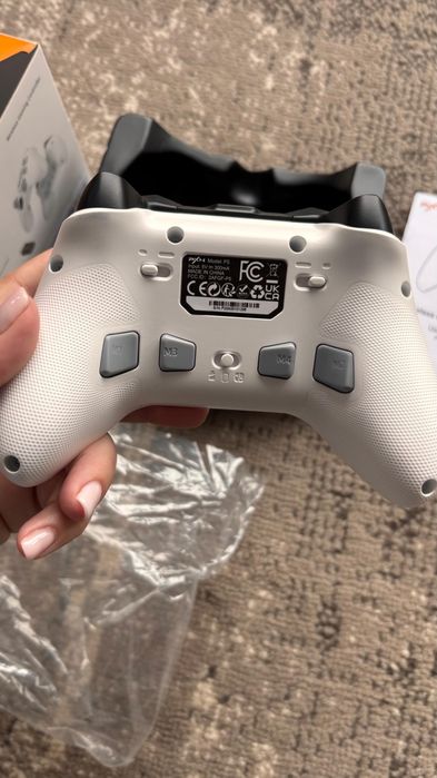 Wireless Gaming Controller