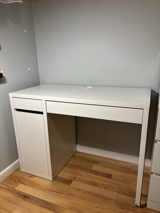 Biurko białe MICKE 105x50 cm