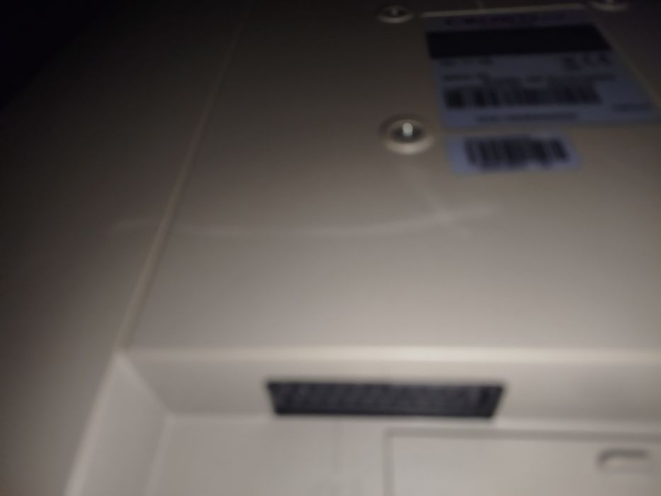 Vendo televisão a trabalhar marca CROWN