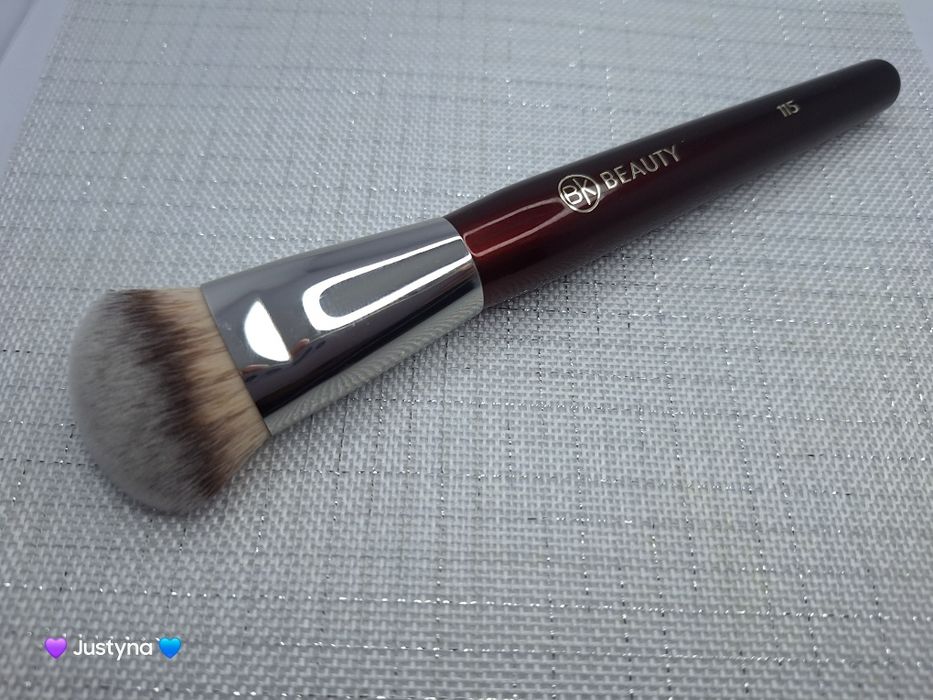 Nowy pędzel BK Beauty 115