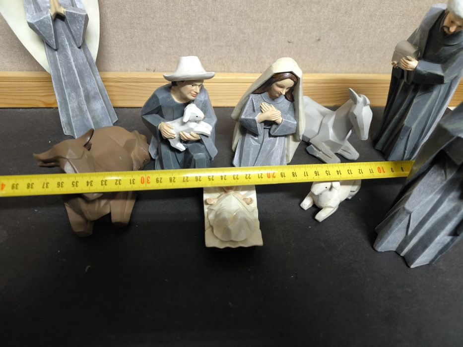 Presépio - Estilo Esculpido (Moderno/Rústico)
Vendo de figuras de pres