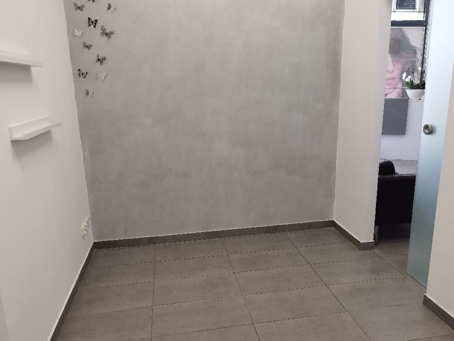 Wynajmę gabinet w salonie fryzjerskim