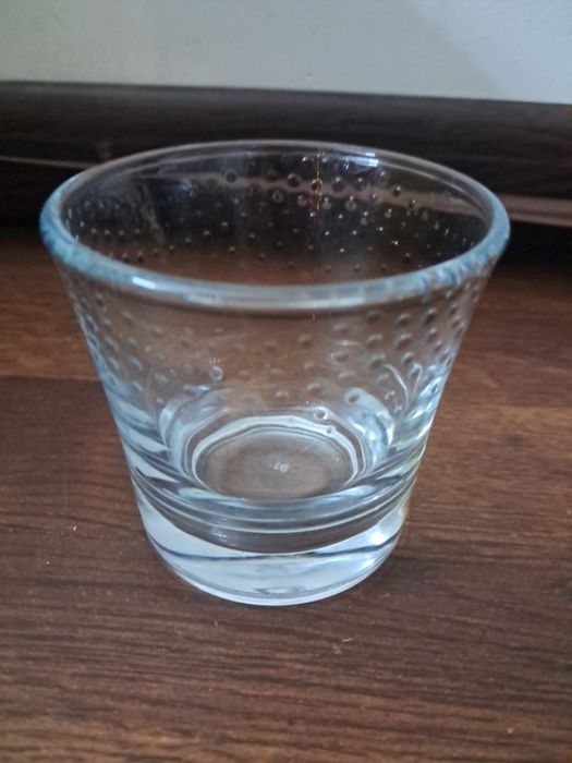 Прозорий підсвічник