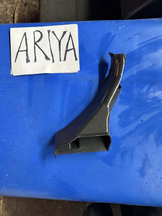 Накладка   Nissan Ariya 2023