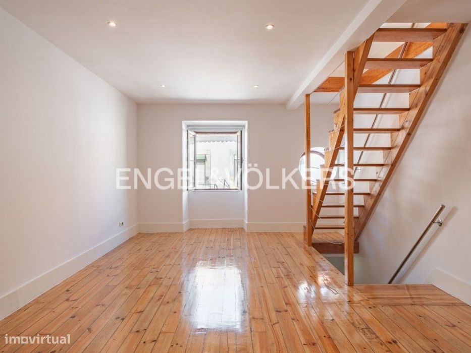 Duplex Exclusivo para Arrendamento junto ao Jardim do Torel