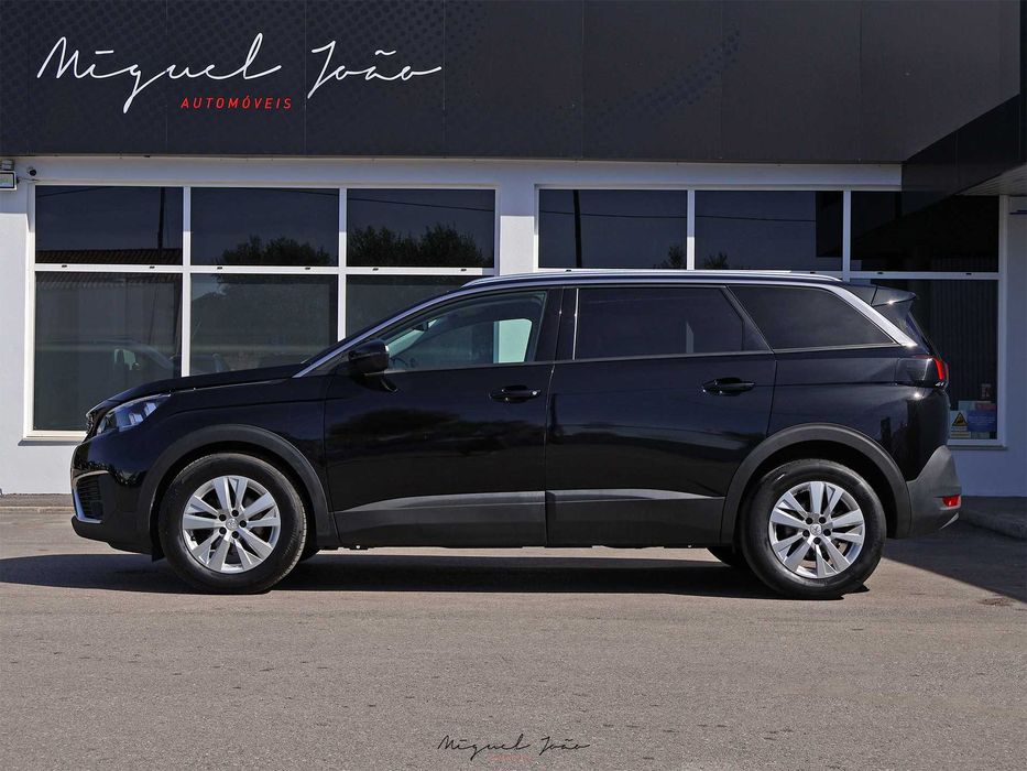 PEUGEOT 5008 1.5 BlueHDi 130cv | 7 LUGARES | GPS | CARPLAY