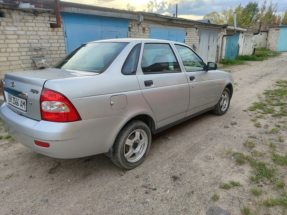 Легковий автомобіль лада пріора