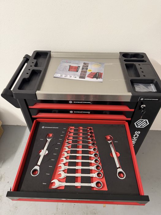 Carrinho de ferramentas 6 gavetas cheias