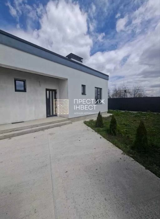 Продаж капітального будинку на 4 сотках
