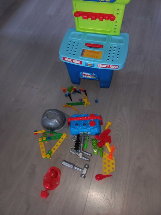 Brinquedo mesa de bricolage