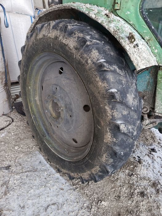 Продам колеса до  трактора т40